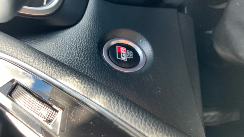Toyota Corolla 1.8 Hybrid GR Sport 5dr CVT Hybrid Hatchback - Image 16