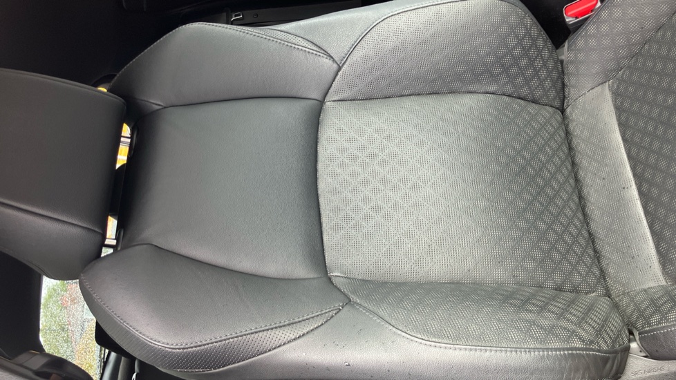 Toyota C-HR 2.0 Hybrid Excel 5dr CVT Hybrid Hatchback - Image 14