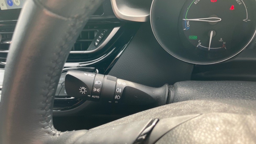 Toyota C-HR 2.0 Hybrid Excel 5dr CVT Hybrid Hatchback - Image 32