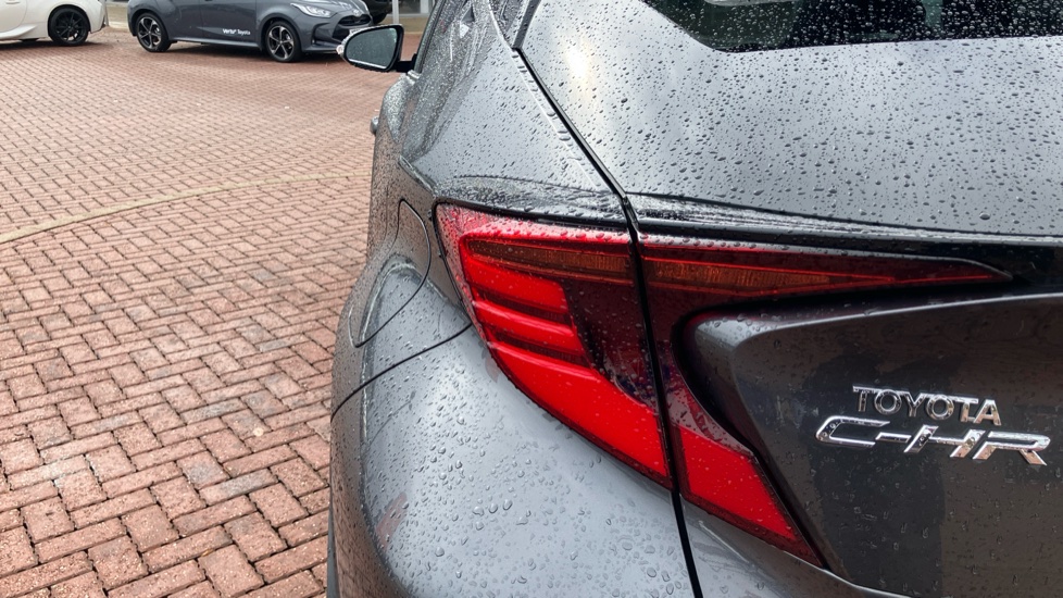 Toyota C-HR 2.0 Hybrid Excel 5dr CVT Hybrid Hatchback - Image 37