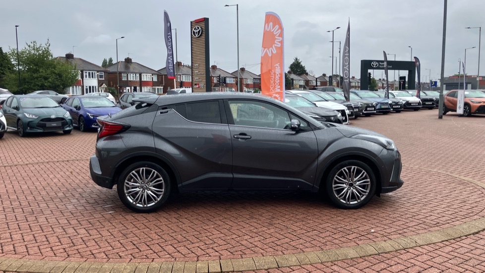 Toyota C-HR 2.0 Hybrid Excel 5dr CVT Hybrid Hatchback - Image 44
