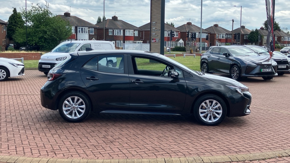 Toyota Corolla 2.0 Hybrid 178 Icon 5dr CVT Hybrid Hatchback - Image 23