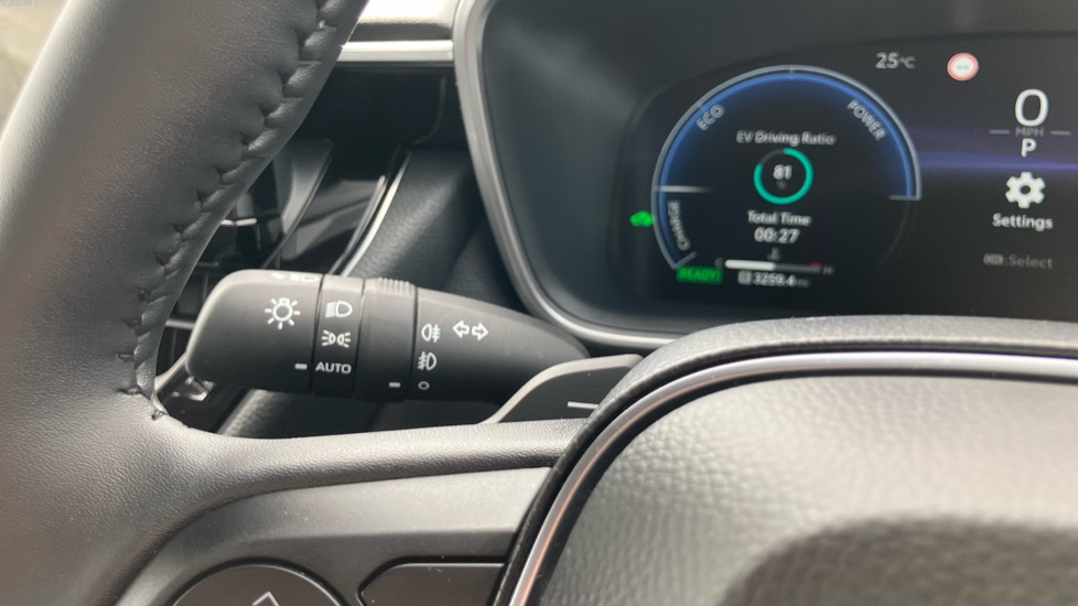 Toyota Corolla 2.0 Hybrid 178 Icon 5dr CVT Hybrid Hatchback - Image 30