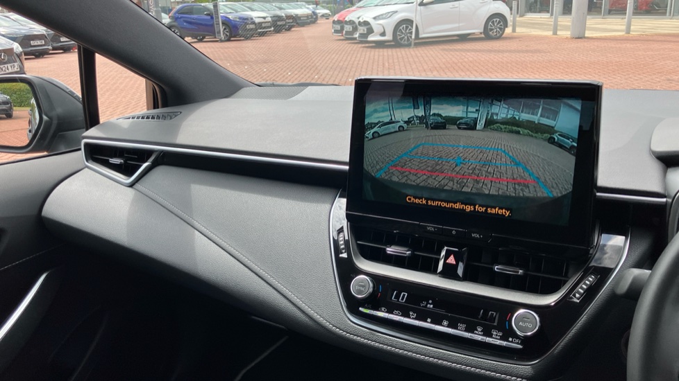 Toyota Corolla 2.0 Hybrid 178 Icon 5dr CVT Hybrid Hatchback - Image 41