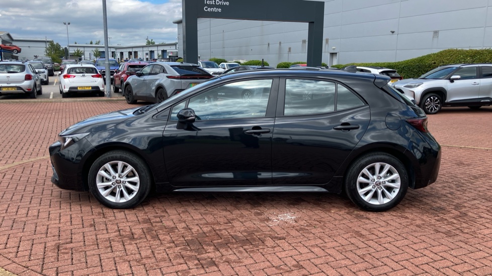 Toyota Corolla 2.0 Hybrid 178 Icon 5dr CVT Hybrid Hatchback - Image 43