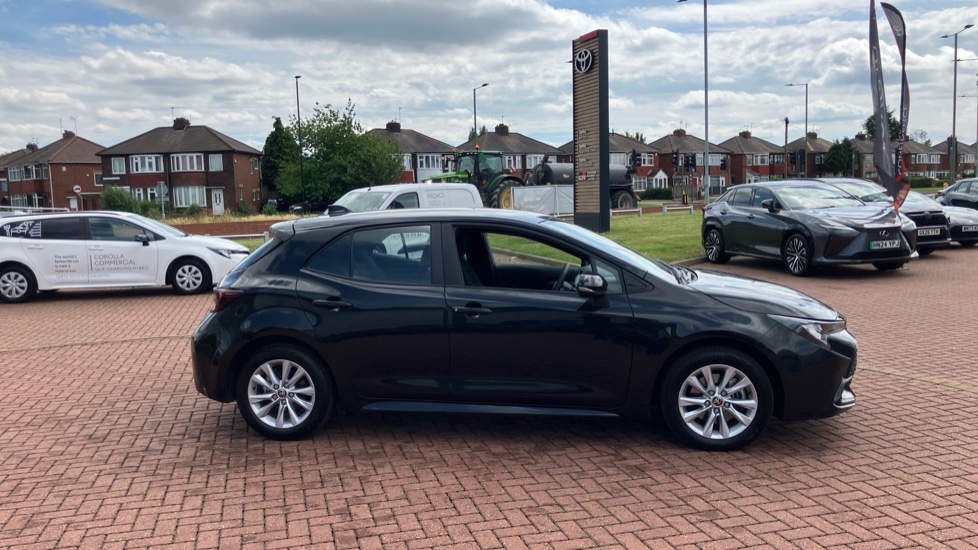 Toyota Corolla 2.0 Hybrid 178 Icon 5dr CVT Hybrid Hatchback - Image 45