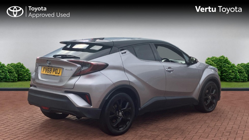 Toyota C-HR 1.8 Hybrid Dynamic 5dr CVT Hybrid Hatchback - Image 2