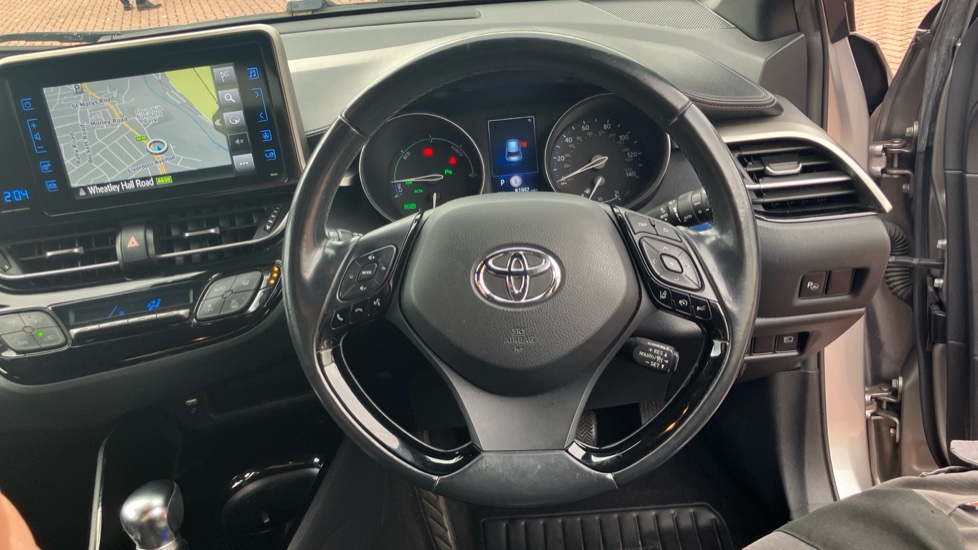 Toyota C-HR 1.8 Hybrid Dynamic 5dr CVT Hybrid Hatchback - Image 7