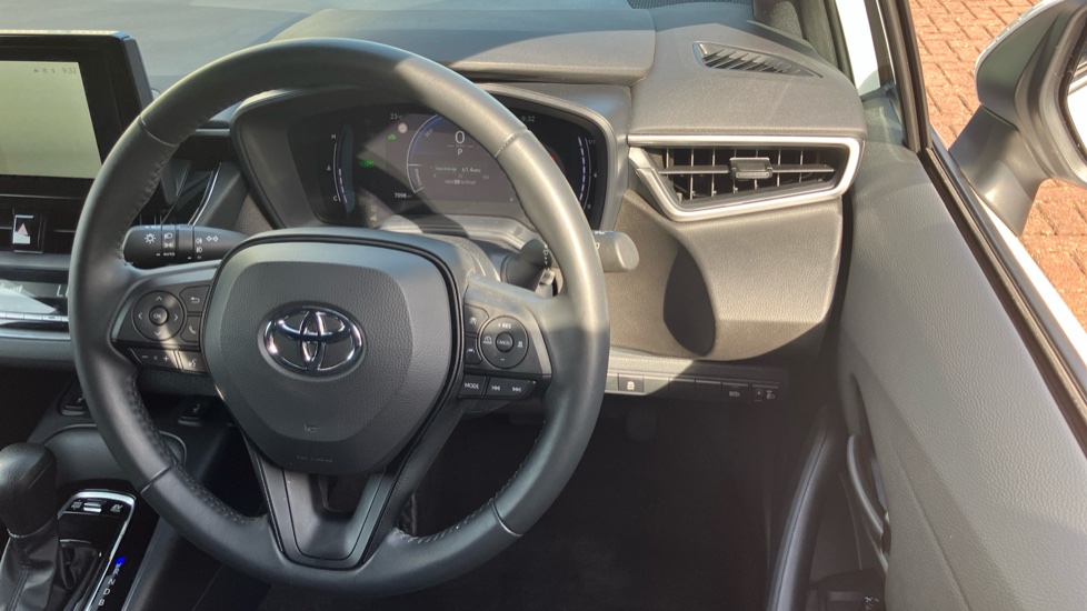 Toyota Corolla Petrol 1.8 VVT-i Hybrid Commercial Auto - Image 10