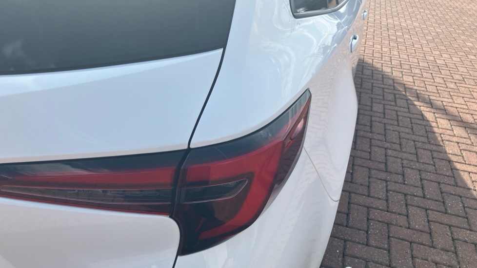 Toyota Corolla Petrol 1.8 VVT-i Hybrid Commercial Auto - Image 21
