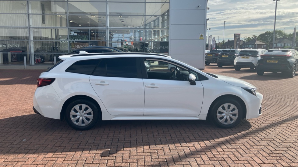 Toyota Corolla Petrol 1.8 VVT-i Hybrid Commercial Auto - Image 23