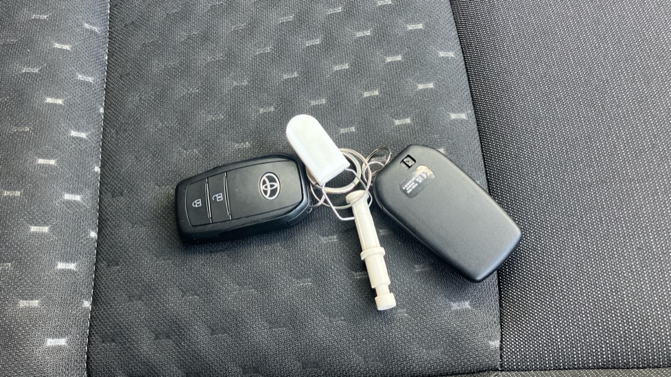 Toyota Corolla Petrol 1.8 VVT-i Hybrid Commercial Auto - Image 28