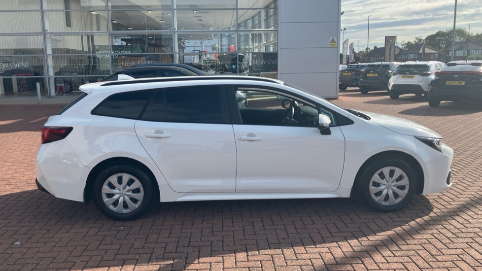 Toyota Corolla Petrol 1.8 VVT-i Hybrid Commercial Auto - Image 42