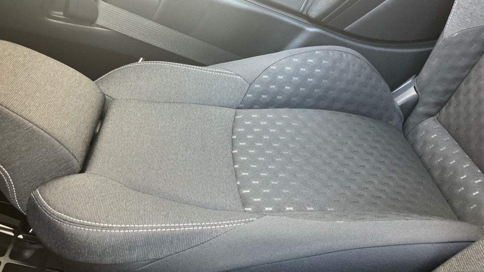 Toyota Corolla Petrol 1.8 VVT-i Hybrid Commercial Auto - Image 58