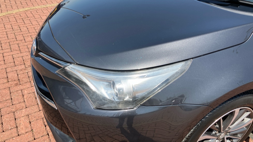 Toyota Avensis 2.0D Business Edition Plus 5dr Diesel Estate - Image 20
