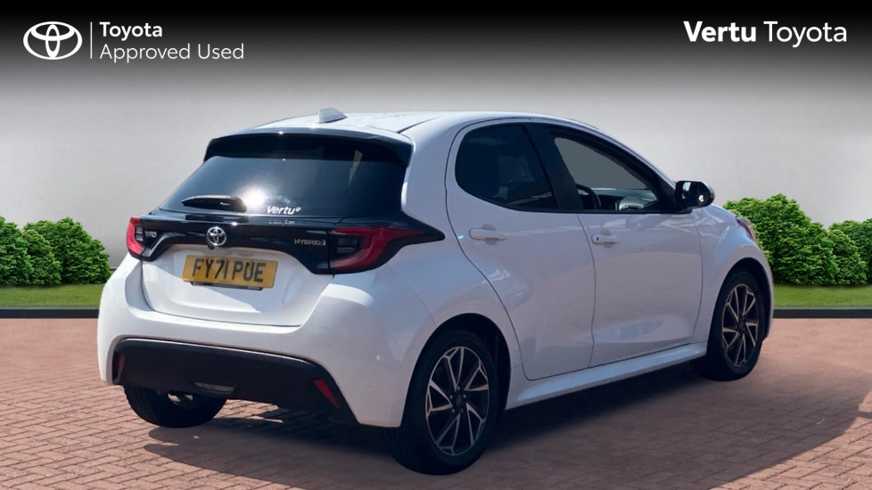 Toyota Yaris 1.5 Hybrid Design 5dr CVT Hybrid Hatchback - Image 2