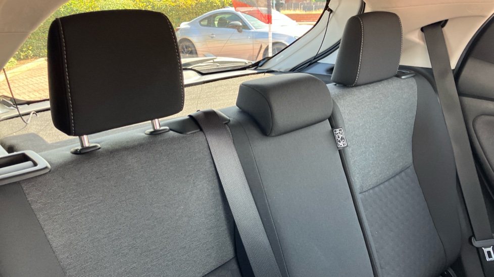 Toyota Yaris 1.5 Hybrid Design 5dr CVT Hybrid Hatchback - Image 35