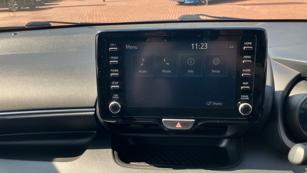 Toyota Yaris 1.5 Hybrid Design 5dr CVT Hybrid Hatchback - Image 40