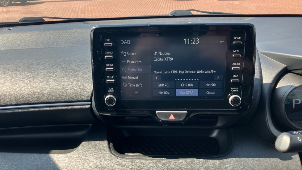 Toyota Yaris 1.5 Hybrid Design 5dr CVT Hybrid Hatchback - Image 41