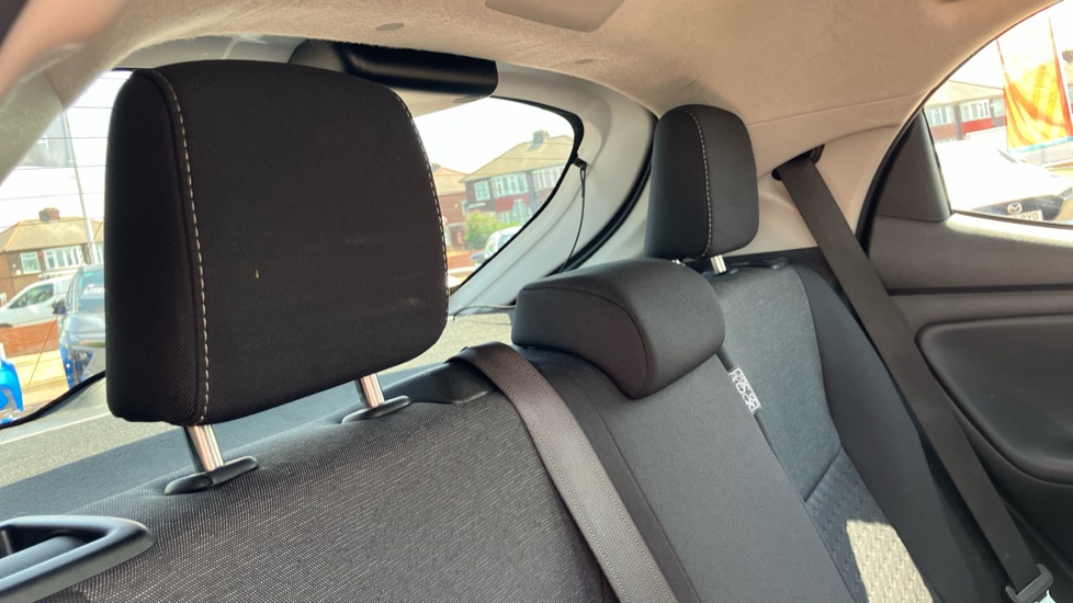 Toyota Yaris 1.5 Hybrid Design 5dr CVT Hybrid Hatchback - Image 18