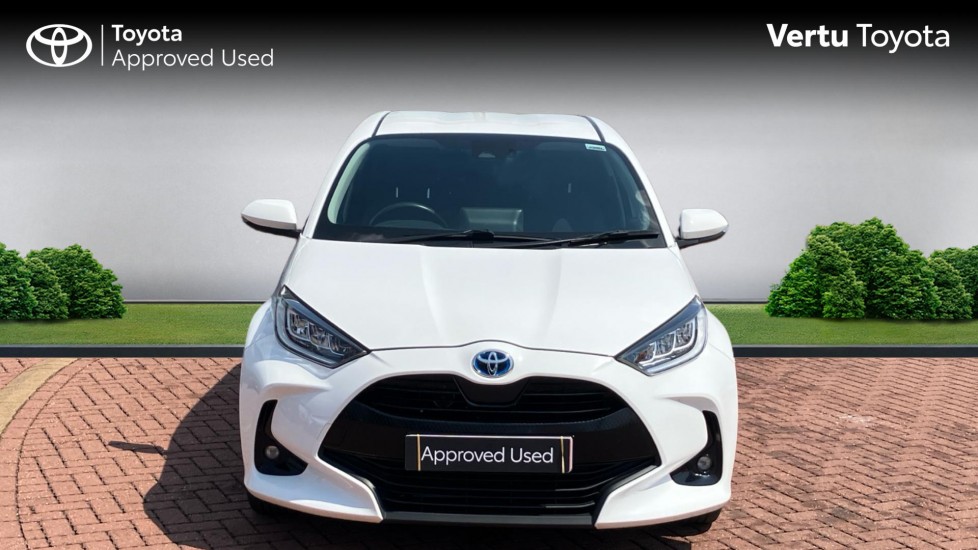 Toyota Yaris 1.5 Hybrid Design 5dr CVT Hybrid Hatchback - Image 22
