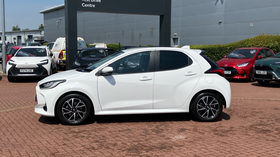 Toyota Yaris 1.5 Hybrid Design 5dr CVT Hybrid Hatchback - Image 24