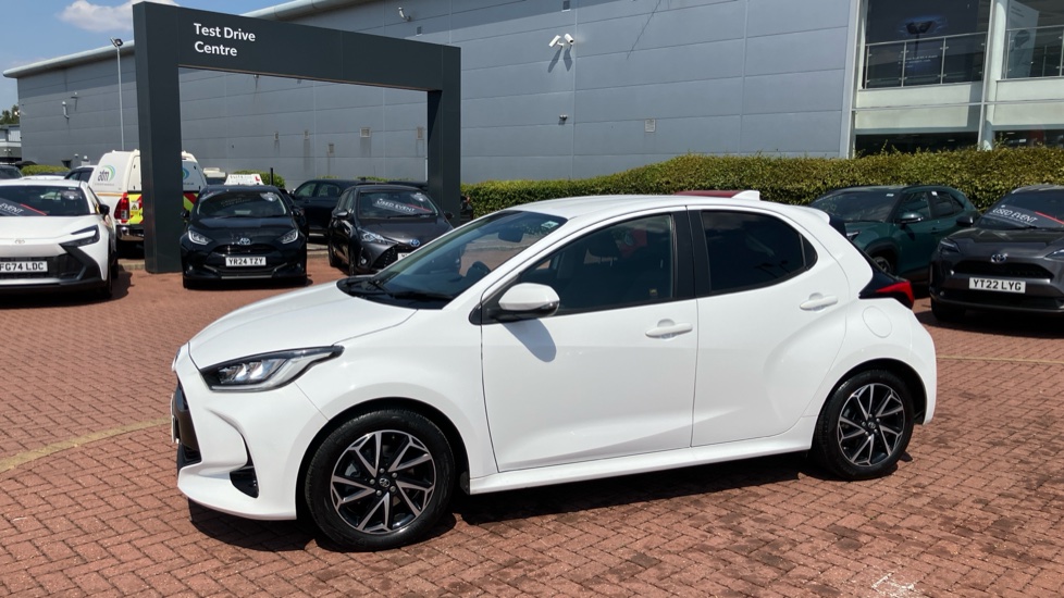 Toyota Yaris 1.5 Hybrid Design 5dr CVT Hybrid Hatchback - Image 45