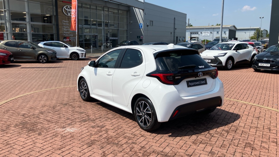 Toyota Yaris 1.5 Hybrid Design 5dr CVT Hybrid Hatchback - Image 46