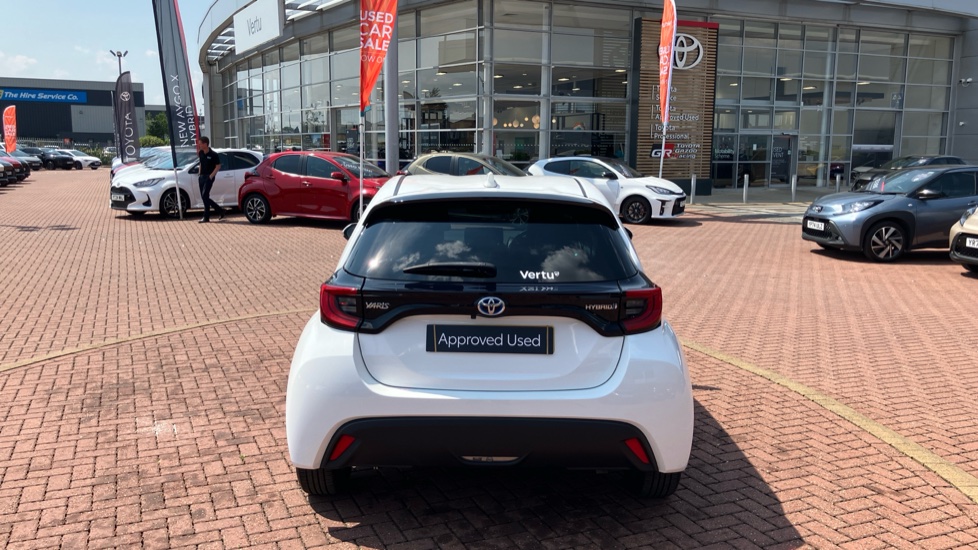 Toyota Yaris 1.5 Hybrid Design 5dr CVT Hybrid Hatchback - Image 47