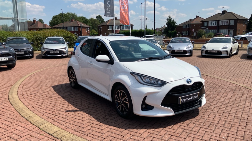 Toyota Yaris 1.5 Hybrid Design 5dr CVT Hybrid Hatchback - Image 51
