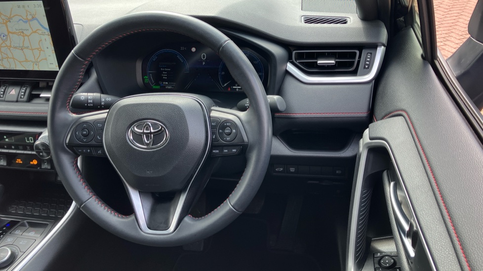 Toyota RAV4 2.5 PHEV Design 5dr CVT Estate - Image 10