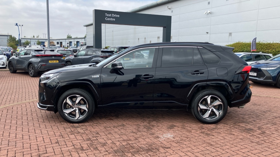 Toyota RAV4 2.5 PHEV Design 5dr CVT Estate - Image 24
