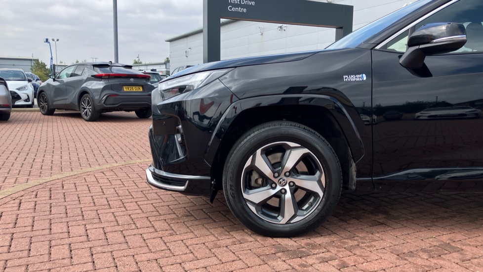 Toyota RAV4 2.5 PHEV Design 5dr CVT Estate - Image 25
