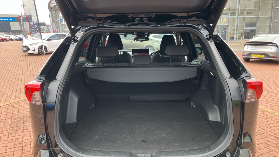 Toyota RAV4 2.5 PHEV Design 5dr CVT Estate - Image 47
