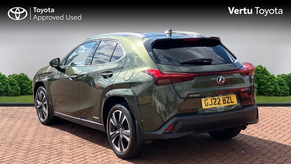 Lexus UX 250h 2.0 Takumi 5dr CVT Hybrid Hatchback - Image 4