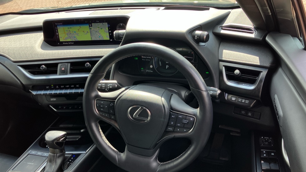 Lexus UX 250h 2.0 Takumi 5dr CVT Hybrid Hatchback - Image 7