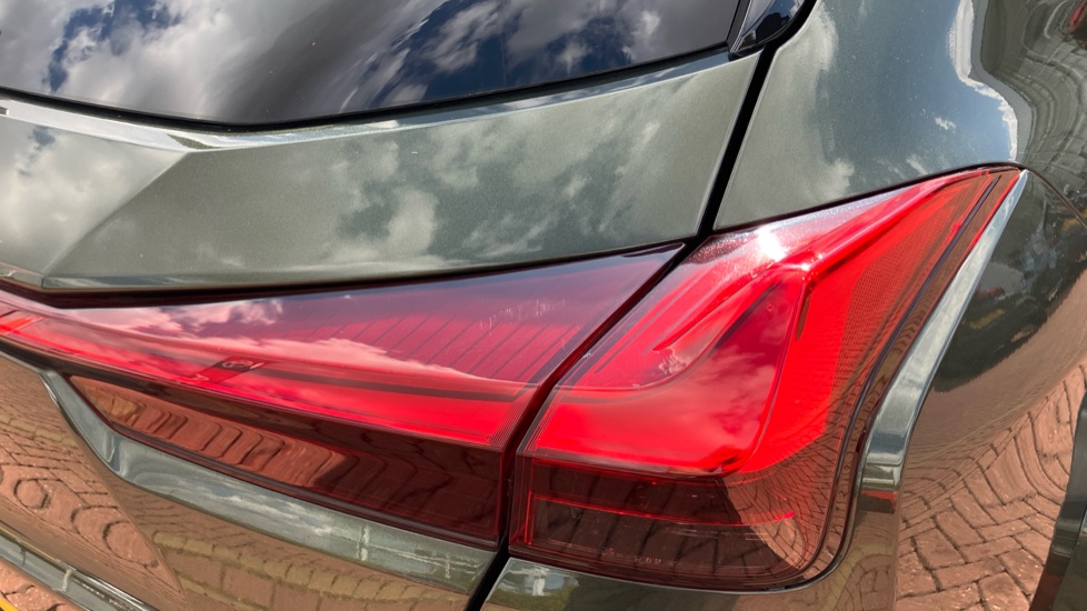 Lexus UX 250h 2.0 Takumi 5dr CVT Hybrid Hatchback - Image 21