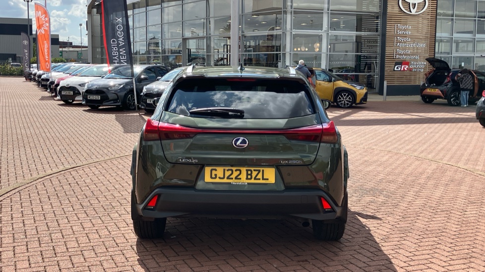 Lexus UX 250h 2.0 Takumi 5dr CVT Hybrid Hatchback - Image 26