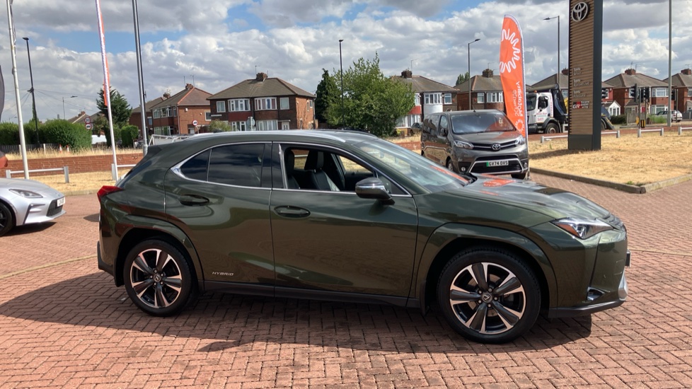Lexus UX 250h 2.0 Takumi 5dr CVT Hybrid Hatchback - Image 47
