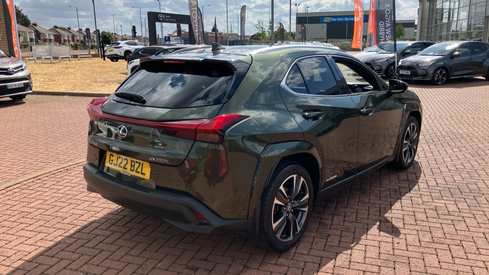 Lexus UX 250h 2.0 Takumi 5dr CVT Hybrid Hatchback - Image 48