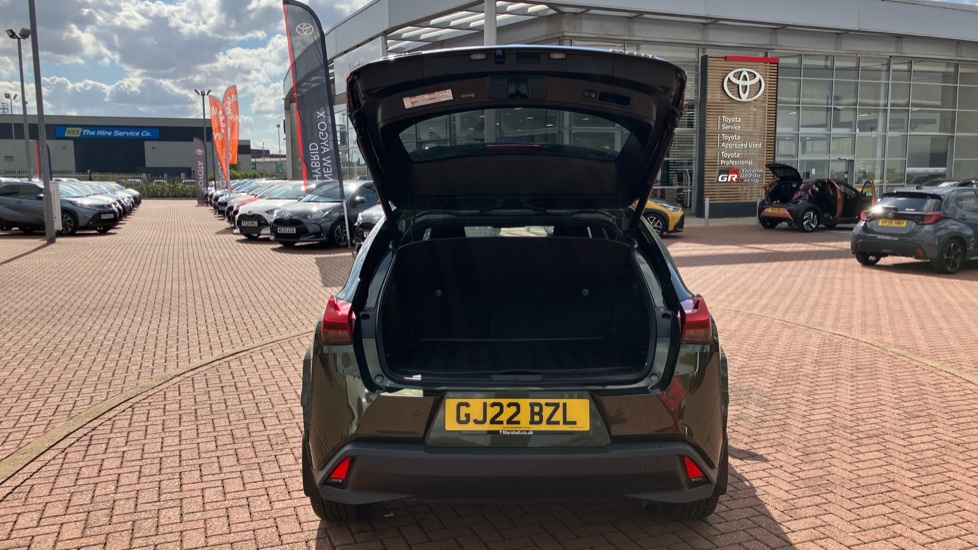 Lexus UX 250h 2.0 Takumi 5dr CVT Hybrid Hatchback - Image 52
