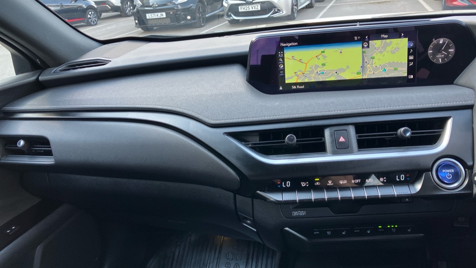 Lexus UX 250h 2.0 Takumi 5dr CVT Hybrid Hatchback - Image 55