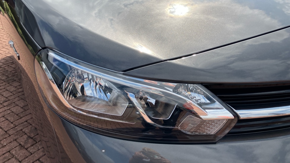 Toyota Proace Verso 100kW Shuttle Medium 50kWh 5dr Auto Electric Estate - Image 20
