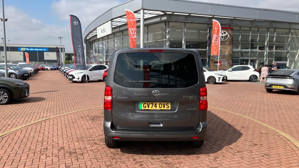 Toyota Proace Verso 100kW Shuttle Medium 50kWh 5dr Auto Electric Estate - Image 46