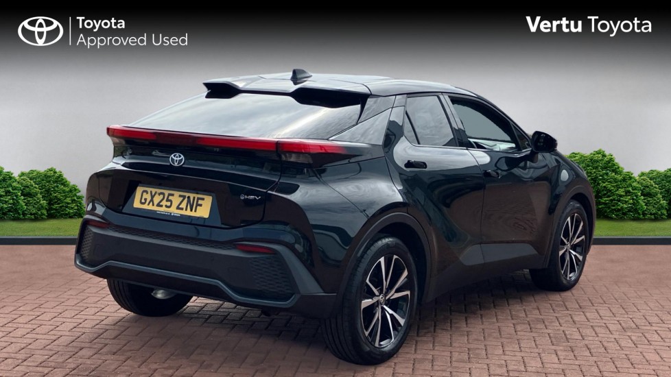 Toyota C-HR 1.8 Hybrid Design 5dr CVT Hybrid Hatchback - Image 2