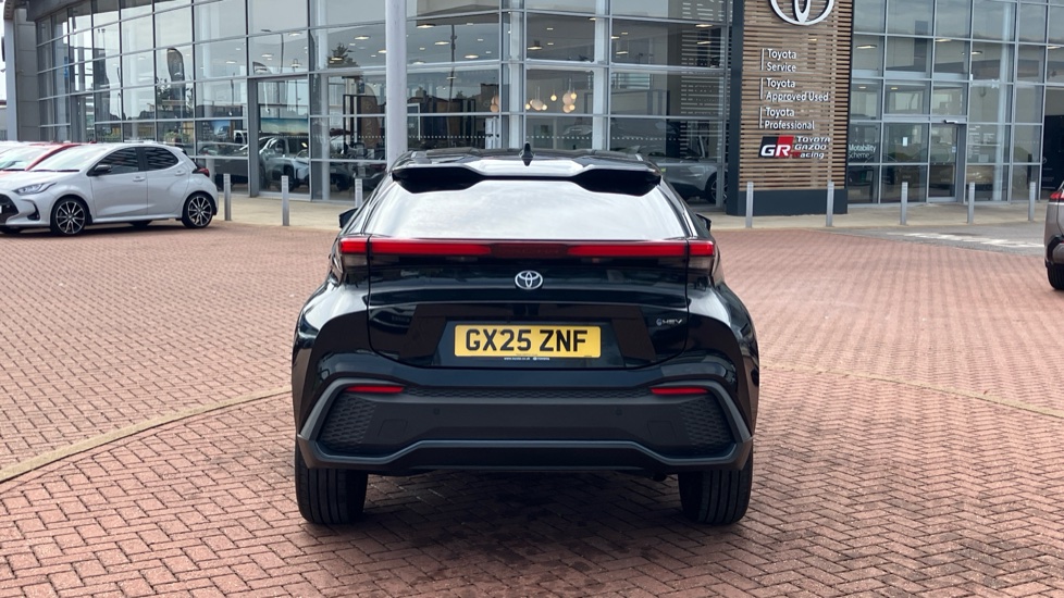 Toyota C-HR 1.8 Hybrid Design 5dr CVT Hybrid Hatchback - Image 26