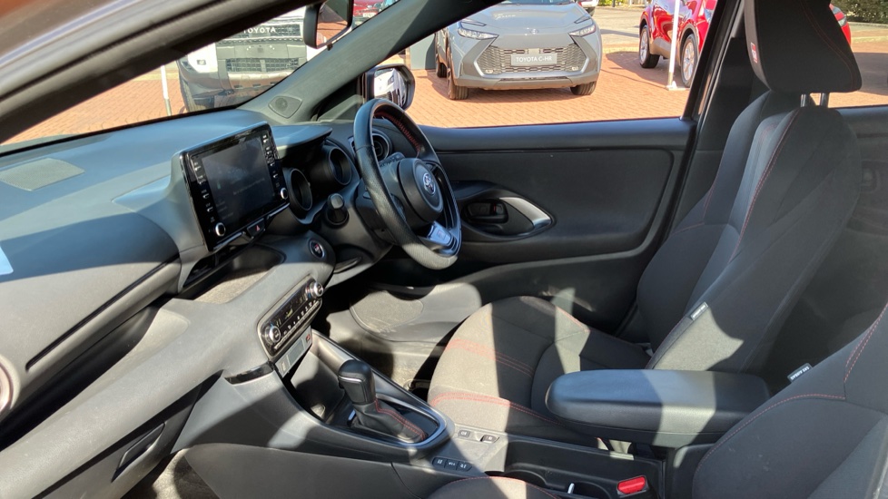 Toyota Yaris 1.5 Hybrid GR Sport 5dr CVT Hybrid Hatchback - Image 5