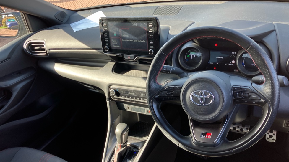 Toyota Yaris 1.5 Hybrid GR Sport 5dr CVT Hybrid Hatchback - Image 6