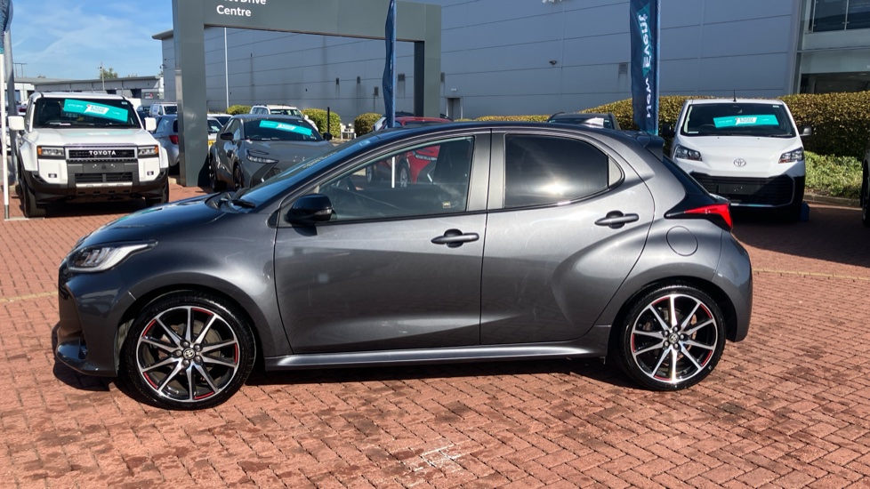 Toyota Yaris 1.5 Hybrid GR Sport 5dr CVT Hybrid Hatchback - Image 42