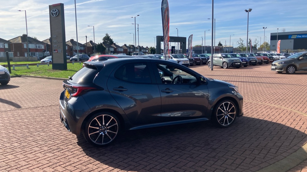 Toyota Yaris 1.5 Hybrid GR Sport 5dr CVT Hybrid Hatchback - Image 46